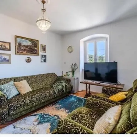 Bunica House Hébergement de vacances *