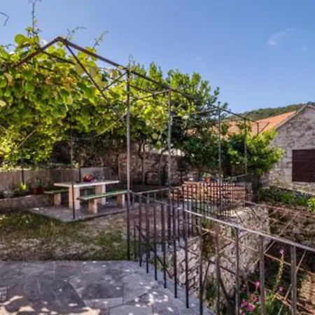 Bunica House Hébergement de vacances